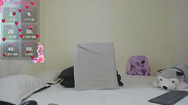 Snapshot of Hannah_Baileyy chatting on 16, 3, 2025 Hannah Baileyy online show from 16, 3, 2025