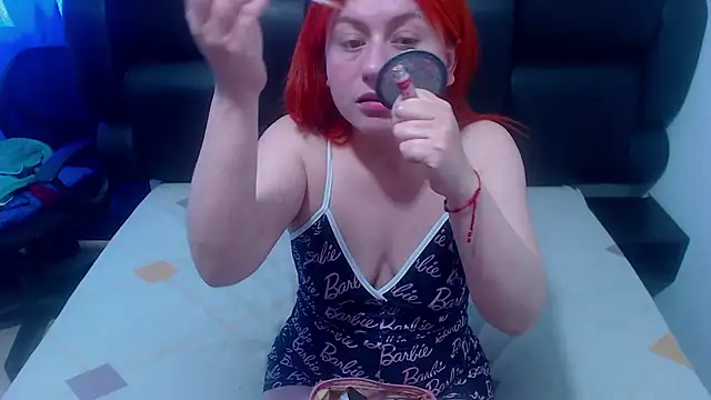 Snapshot of XxMiaSexxyHotxX chatting on 4, 11, 2025 XxMiaSexxyHotxX online show from 4, 11, 2025