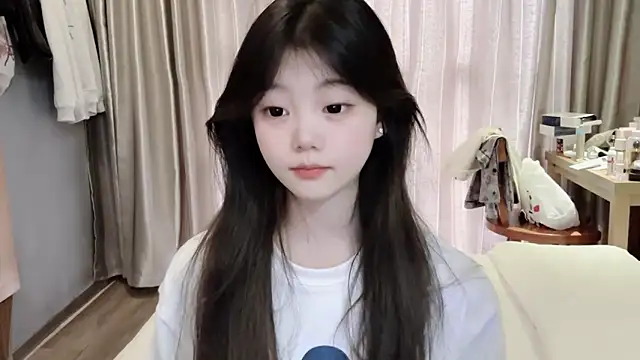 yangyang-1115 online show from 5, 3, 2025