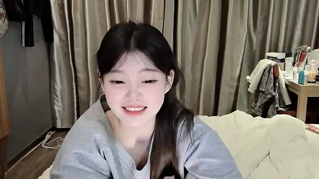 yangyang-1115 online show from 10, 3, 2025