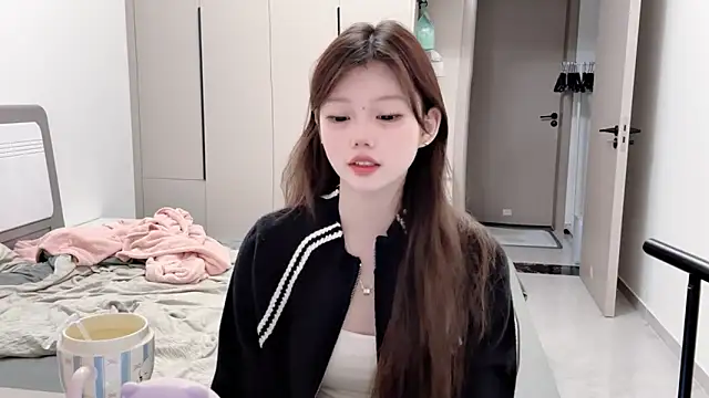 yangyang-1115 online show from 18, 9, 2025