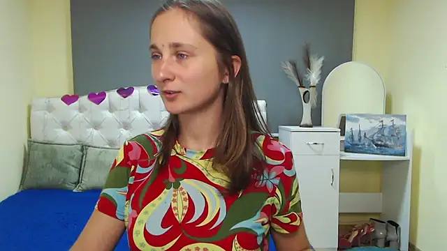 MichelLeee online show from 15, 9, 2025