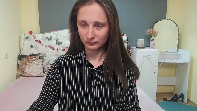 MichelLeee online show from 14, 4, 2026