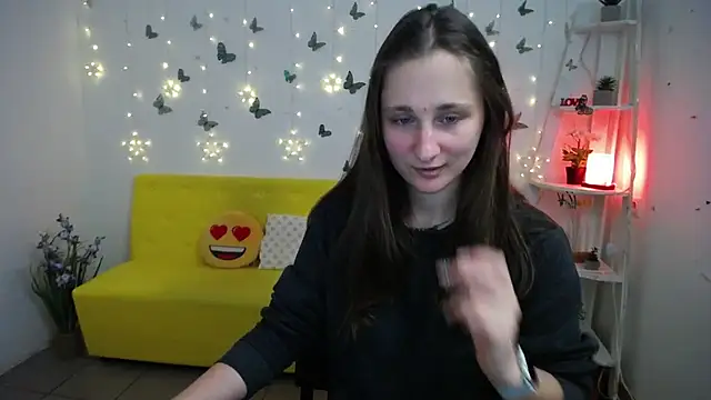 MichelLeee online show from 23, 4, 2026