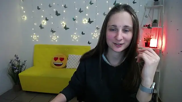 MichelLeee online show from 23, 4, 2026