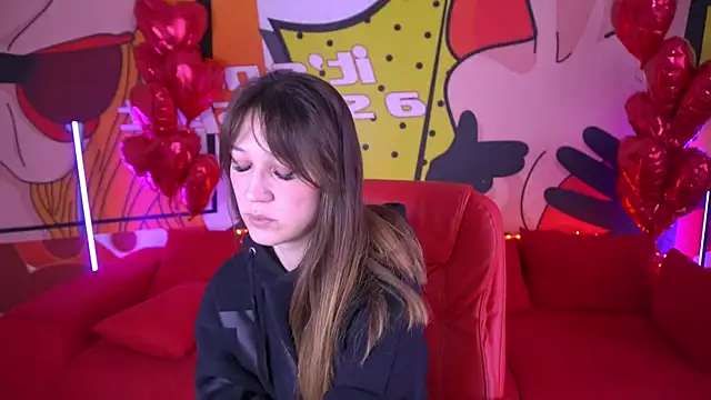 DreamyLinaa online show from 21, 2, 2025