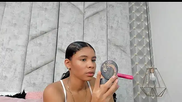 AshleyHill2 online show from 14, 12, 2025