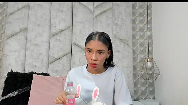 AshleyHill2 online show from 15, 12, 2025