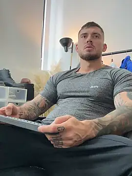 DimitriSullivan  online show from 20, 7, 2026