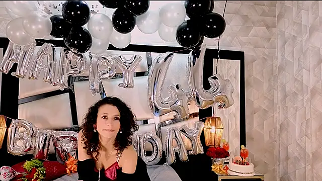 AriannaRussell  online show from 17, 11, 2025