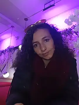 AriannaRussell  online show from 7, 6, 2026