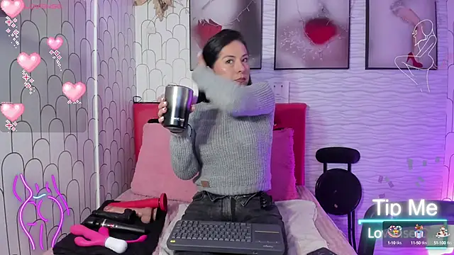 Ella Rousse online show from 7, 3, 2025