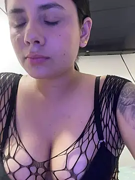 Leyna Kenet online show from 20, 4, 2026