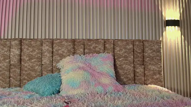 tiffany johnson11 online show from 28, 11, 2025