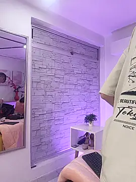 Noah Xitruxx online show from 17, 10, 2025