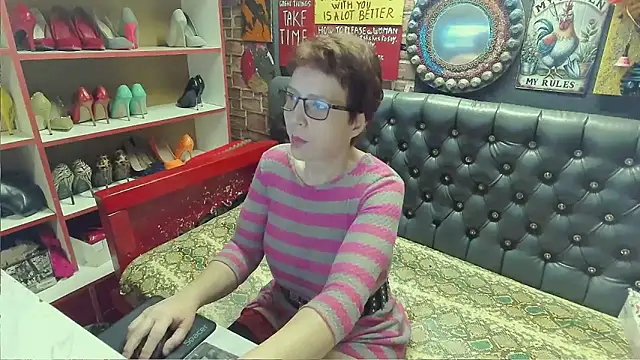 Lily4yourfun online show from 30, 4, 2026