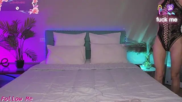 Lana kitty   online show from 28, 7, 2026