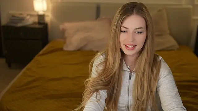 Snapshot of Maggie_tenderness chatting on 3, 10, 2025 Maggie tenderness online show from 3, 10, 2025