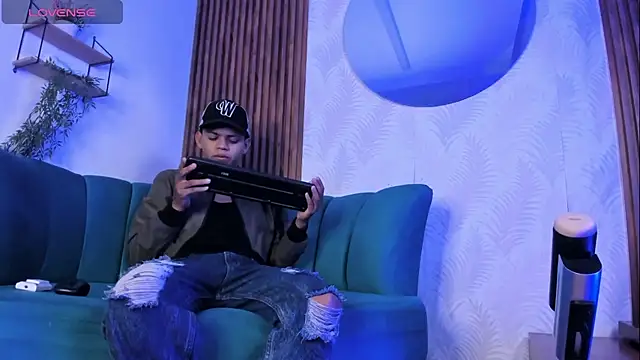 Jeffry wolvess online show from 12, 2, 2026