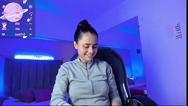 Giselle Roldan online show from 23, 4, 2026