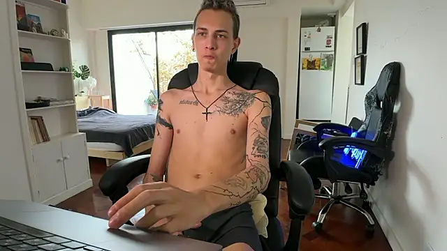 Snapshot of Den_BlueXx chatting on 3, 6, 2026 Den BlueXx online show from 3, 6, 2026