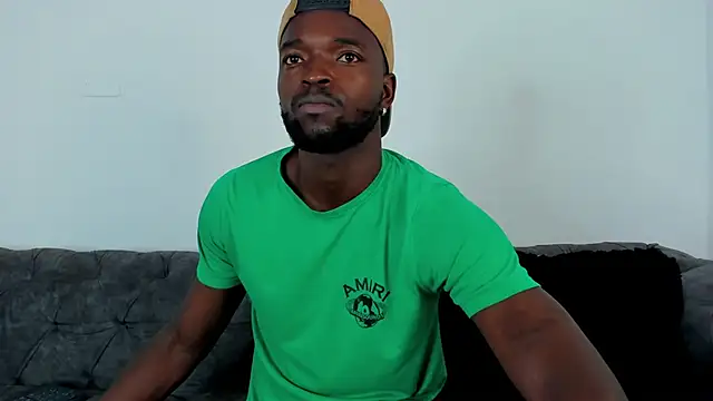 Snapshot of Dylan_Taylor chatting on 22, 10, 2025 Dylan Taylor online show from 22, 10, 2025