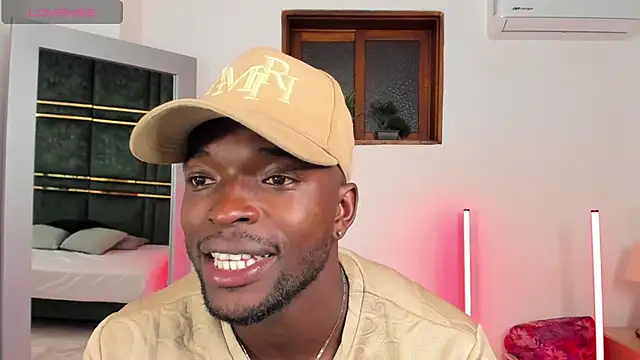 Dylan Taylor online show from 7, 2, 2026