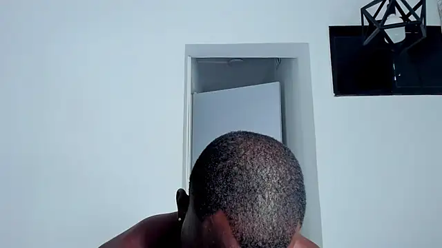 Dylan Taylor online show from 25, 4, 2026