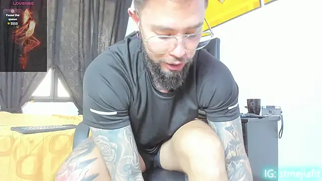 connor santtos online show from 13, 1, 2025