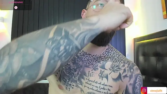 connor santtos online show from 14, 2, 2025