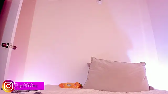 ellie mcdonald online show from 27, 2, 2025