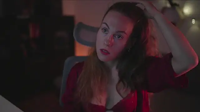 Snapshot of Berberis__Silene chatting on 10, 9, 2025 Berberis Silene online show from 10, 9, 2025