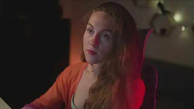 Snapshot of Berberis__Silene chatting on 14, 9, 2025 Berberis Silene online show from 14, 9, 2025