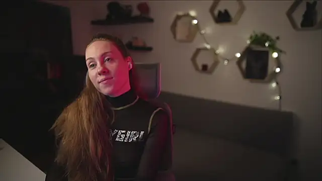 Snapshot of Berberis__Silene chatting on 3, 10, 2025 Berberis Silene online show from 3, 10, 2025