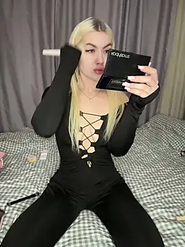 Cute Barbieee  online show from 19, 12, 2024