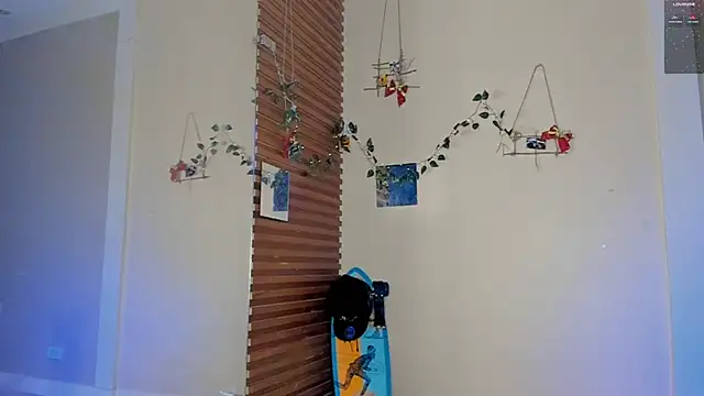 sweed angel online show from 25, 2, 2025