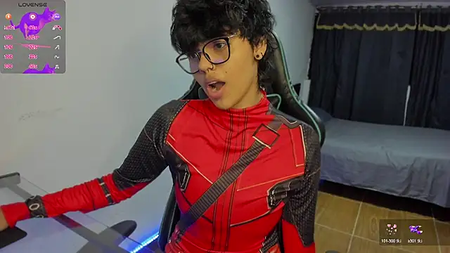 Snapshot of gooddess_isis chatting on 13, 12, 2024 gooddess isis online show from 13, 12, 2024