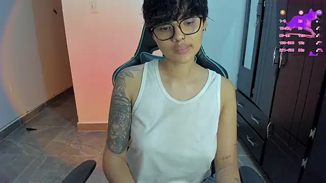 Snapshot of gooddess_isis chatting on 9, 1, 2025 gooddess isis online show from 9, 1, 2025