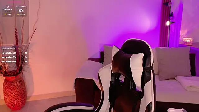 AnabelWolf online show from 25, 4, 2026