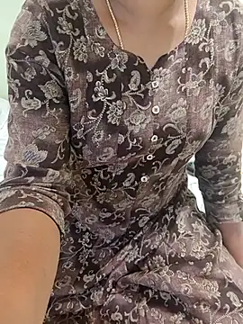 Tamil Shalini Lustyy online show from 2, 12, 2025