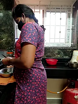 Tamil Shalini Lustyy online show from 12, 2, 2026