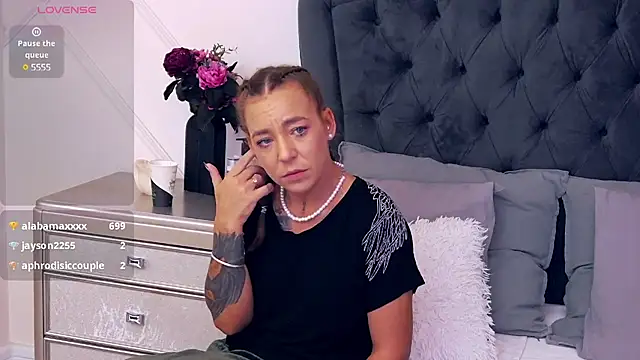 Snapshot of KatyNolan chatting on 8, 2, 2025 KatyNolan online show from 8, 2, 2025