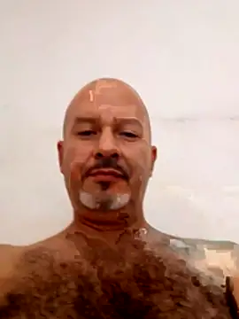 Snapshot of Juan_45 chatting on 5, 7, 2026 Juan 45 online show from 5, 7, 2026