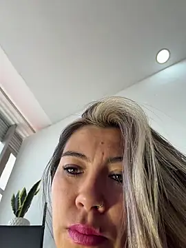 LIZ-06  online show from 22, 7, 2026