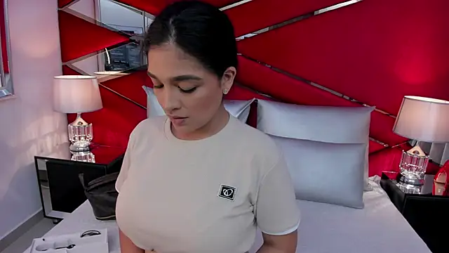 AdeleGray online show from 21, 3, 2025