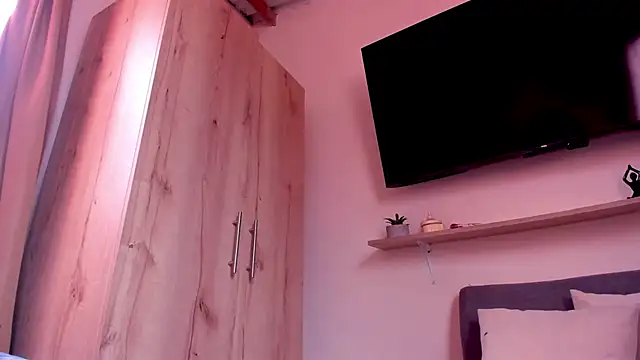 sofiaVelez01 online show from 2, 6, 2026