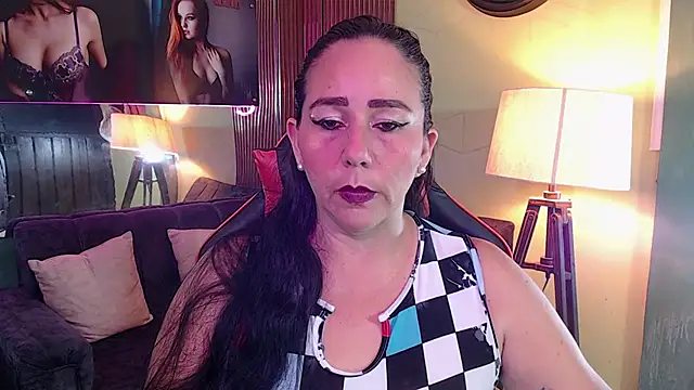 Snapshot of ashleylove_prg chatting on 24, 9, 2025 ashleylove prg online show from 24, 9, 2025