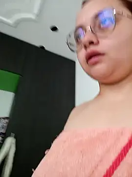 CURVY-HORNY online show from 8, 1, 2026