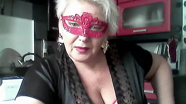 Lisa Suzie online show from 24, 2, 2026