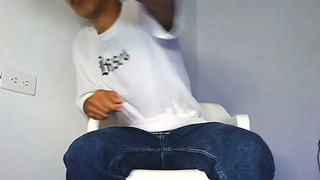 maximo vega newv online show from 11, 2, 2026